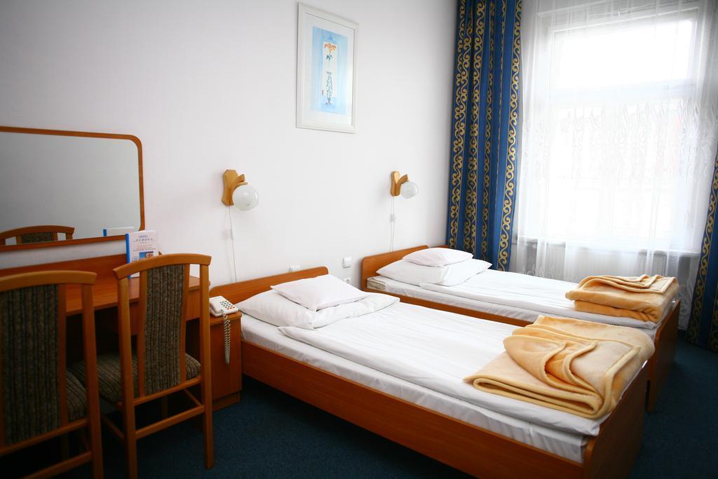 Europa Hotel Jelenia Gora Ngoại thất bức ảnh